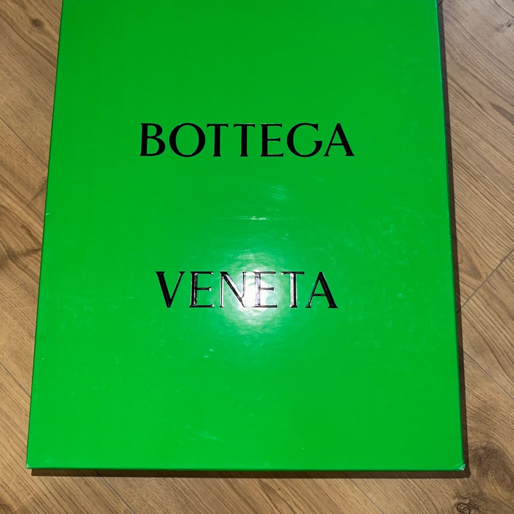 Bottega Veneta